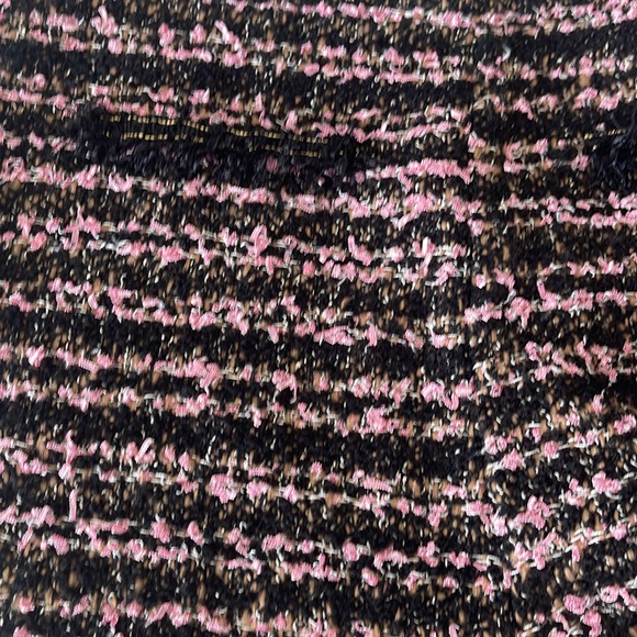 Shorts - Picture 4 of 5